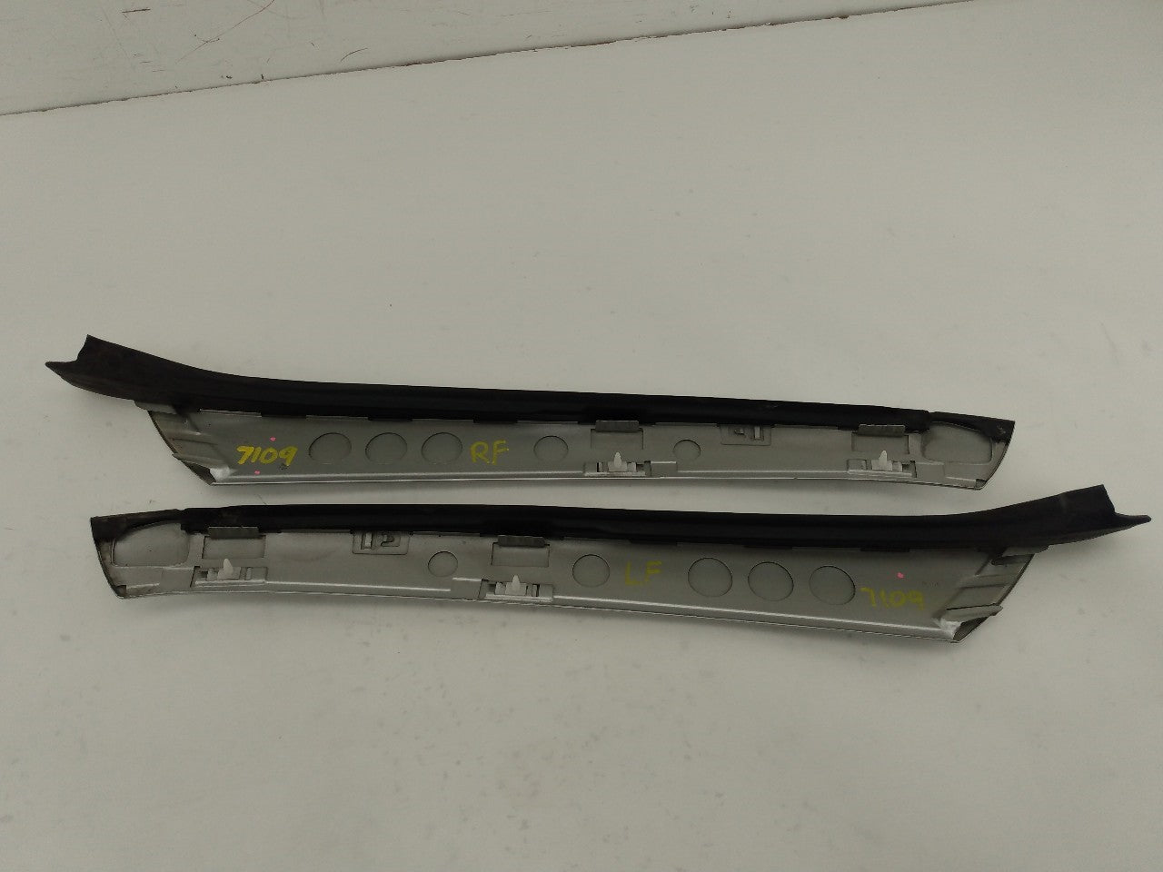 Mercedes SLK320 Pair Of Exterior A Pillar Trims - 0