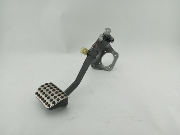 Mercedes SLK320 Brake Pedal