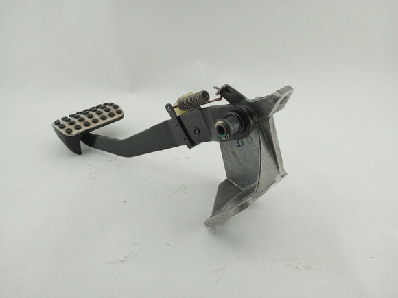 Mercedes SLK320 Brake Pedal