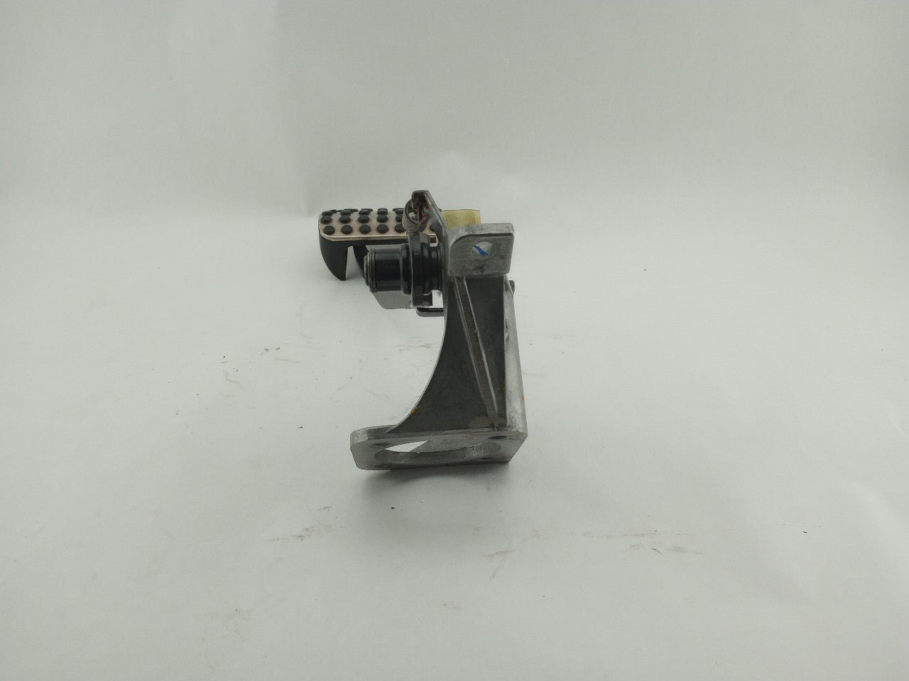 Mercedes SLK320 Brake Pedal