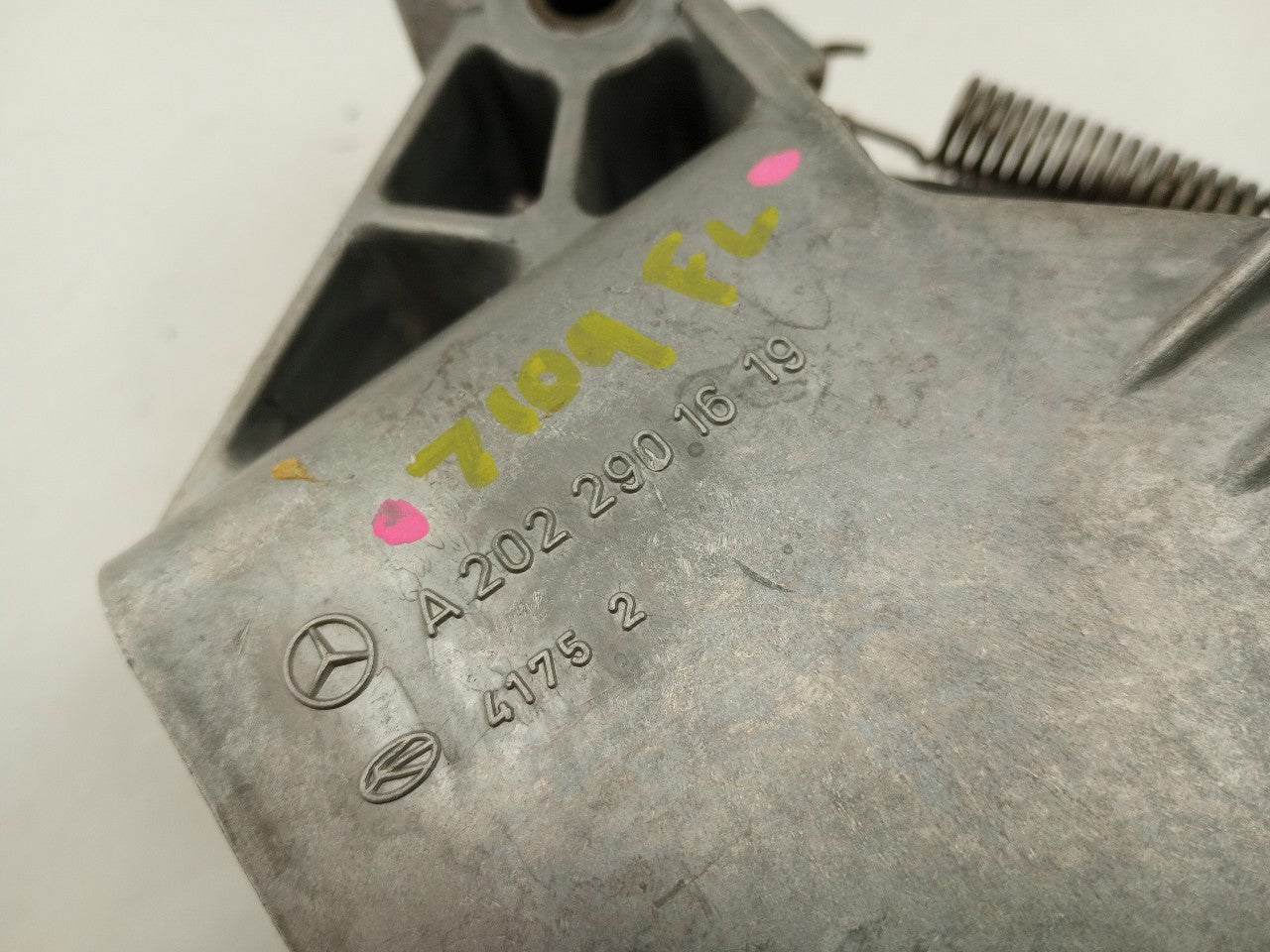 Mercedes SLK320 Brake Pedal