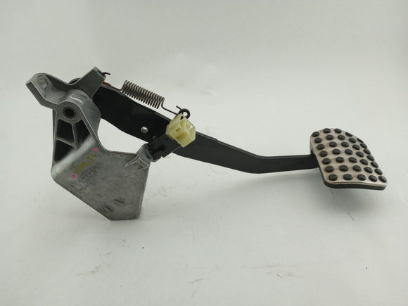 Mercedes SLK320 Brake Pedal