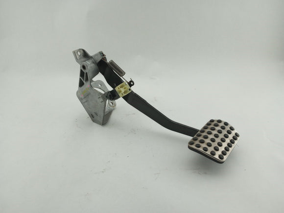 Mercedes SLK320 Brake Pedal
