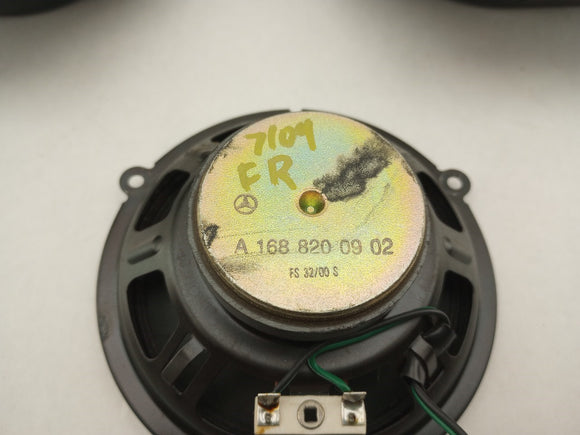 Mercedes SLK320 Set Of 7 Door Audio Speakers