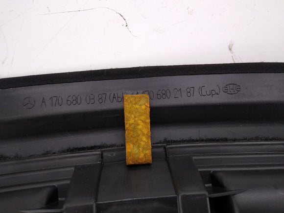 Mercedes SLK320 Dashboard Pad