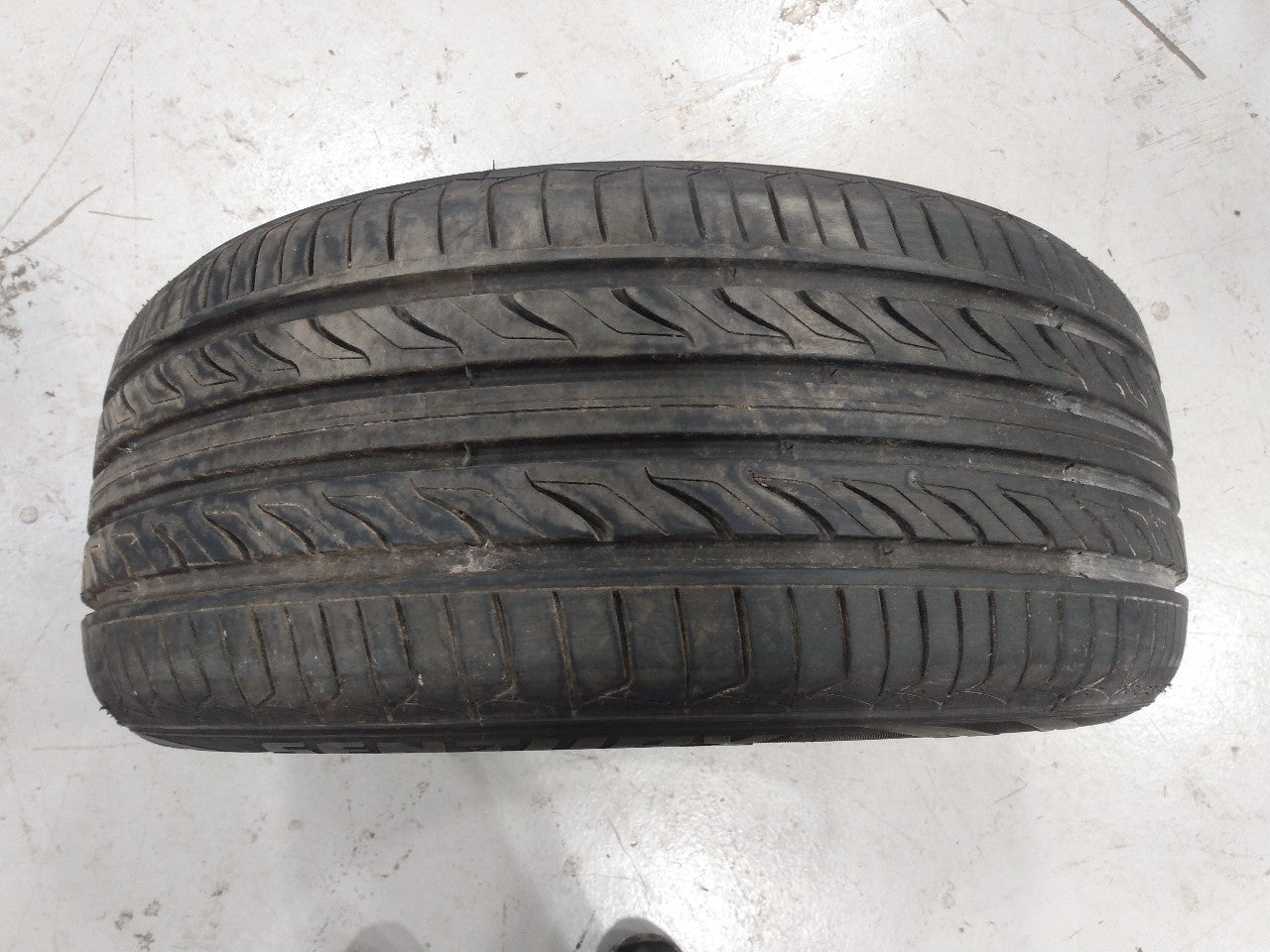 Audi TT Pair Of 2 Sentury UHP Tires