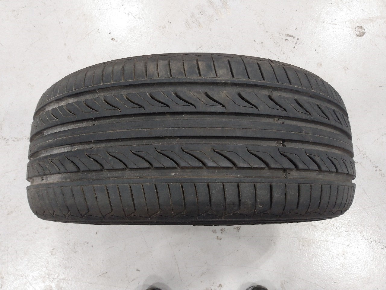 Audi TT Pair Of 2 Sentury UHP Tires