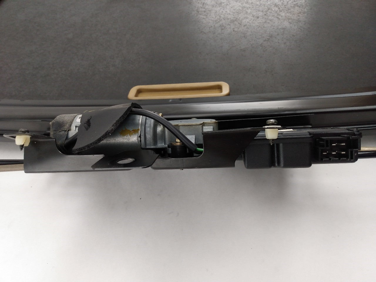 Volvo 850 Sun Roof Assembly
