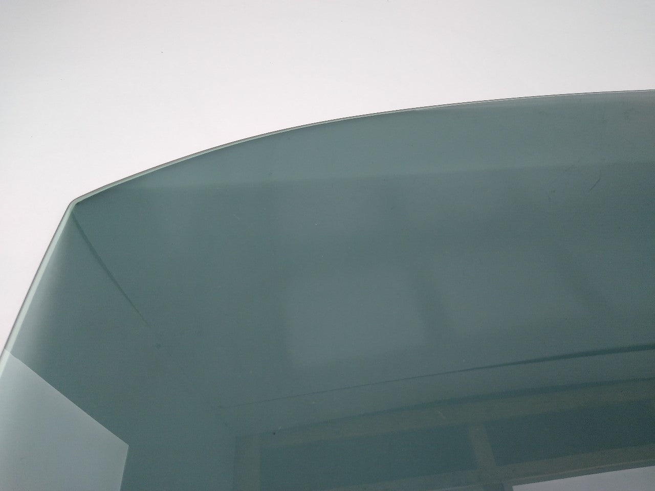 Mercedes SLK230 Passenger Right Front Door Window Glass
