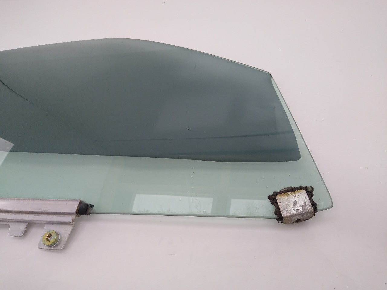 Mercedes SLK230 Passenger Right Front Door Window Glass
