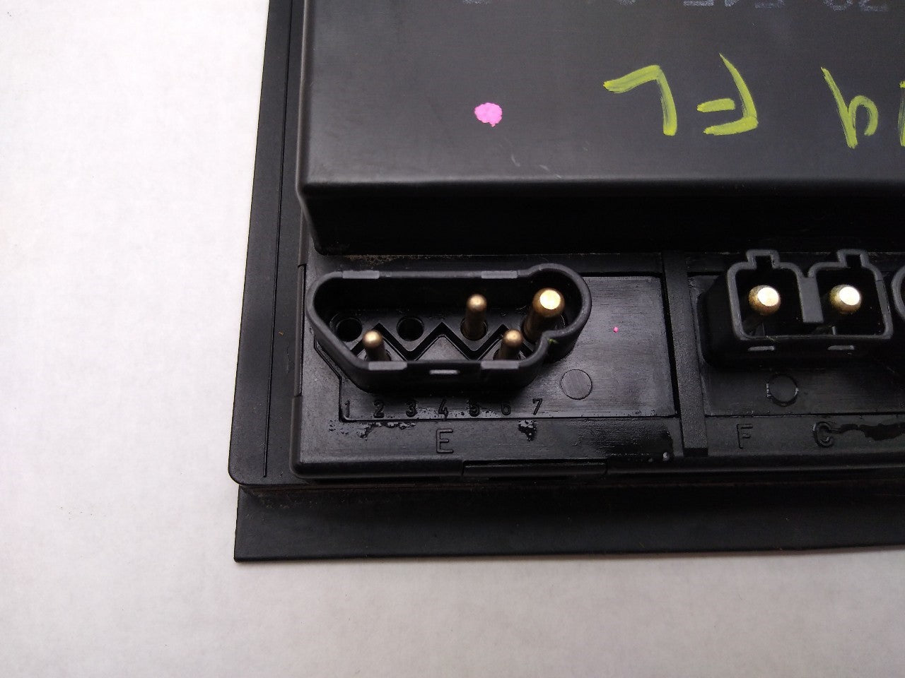 Mercedes SLK230 Engine Relay Control Module
