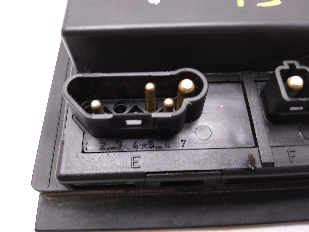 Mercedes SLK230 Engine Relay Control Module