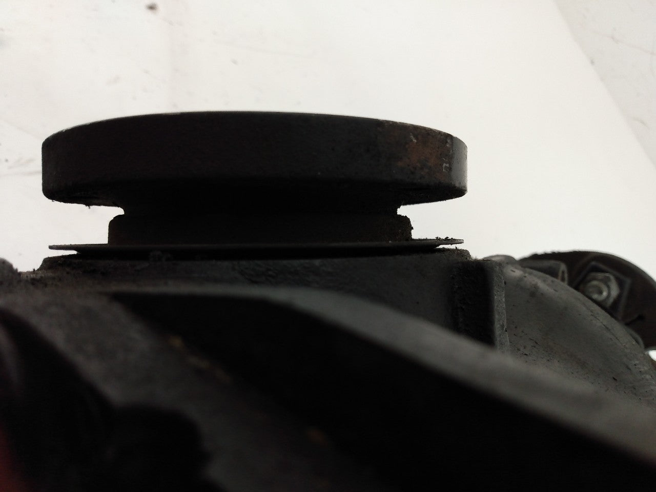 Mercedes SLK320 Rear Differential Carrier