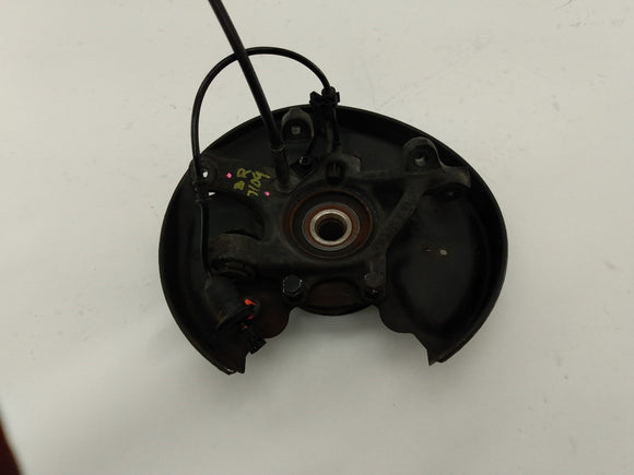 Mercedes SLK320 Passenger Right Rear Spindle Knuckle Hub