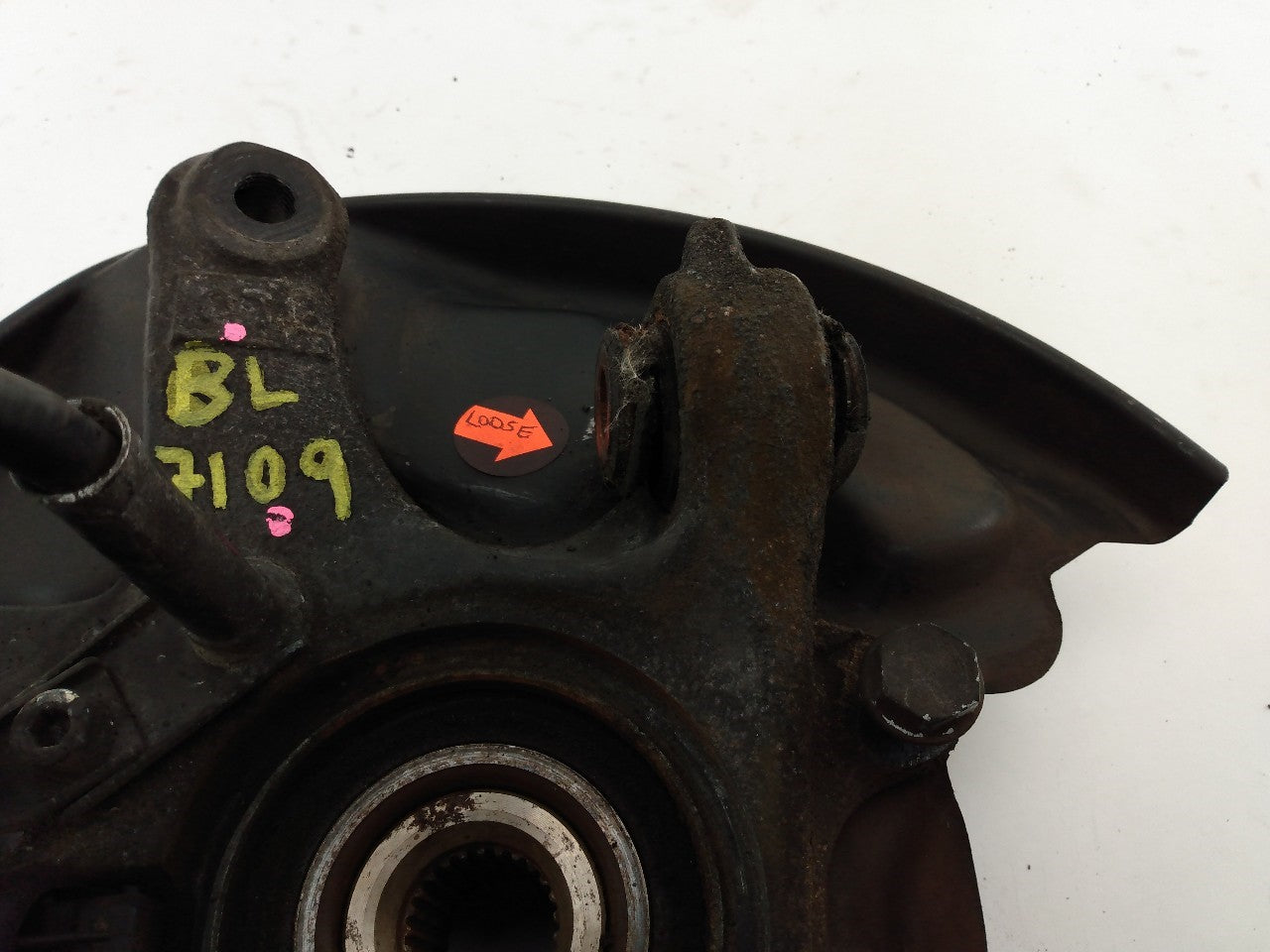 Mercedes SLK320 Driver Left Rear Spindle Knuckle Hub