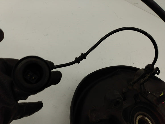 Mercedes SLK320 Driver Left Rear Spindle Knuckle Hub