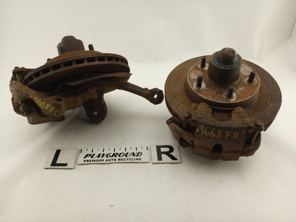 Pontiac Firebird Pair Of Front Spindle Knuckle Hubs