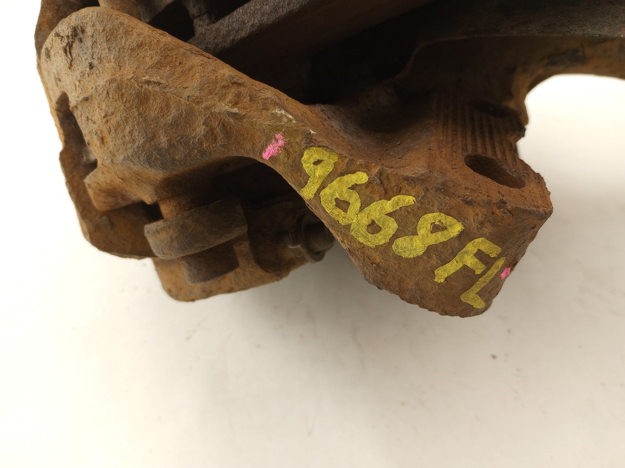 Pontiac Firebird Pair Of Front Spindle Knuckle Hubs