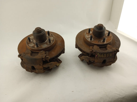 Pontiac Firebird Pair Of Front Spindle Knuckle Hubs