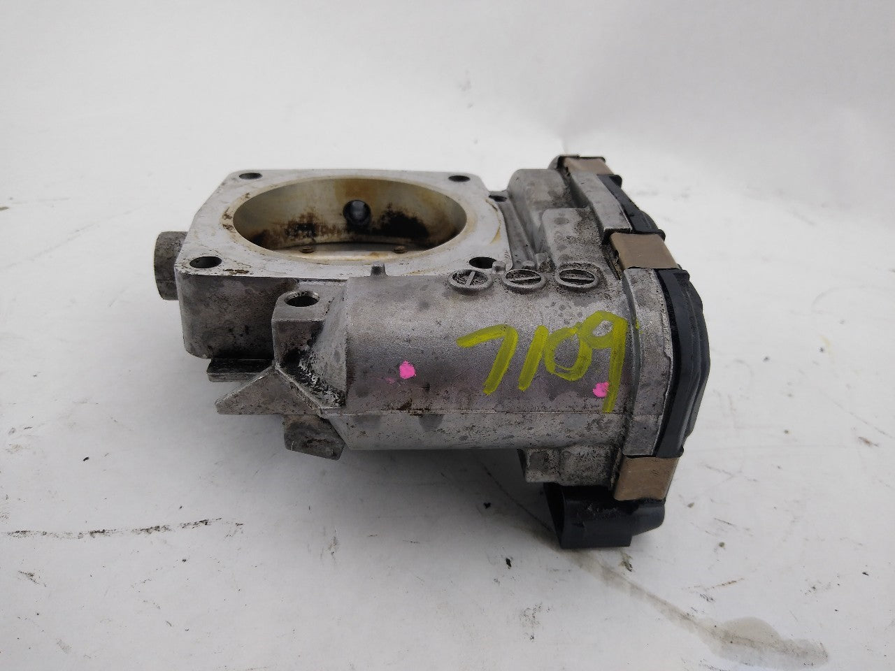 Mercedes SLK320 Throttle Body