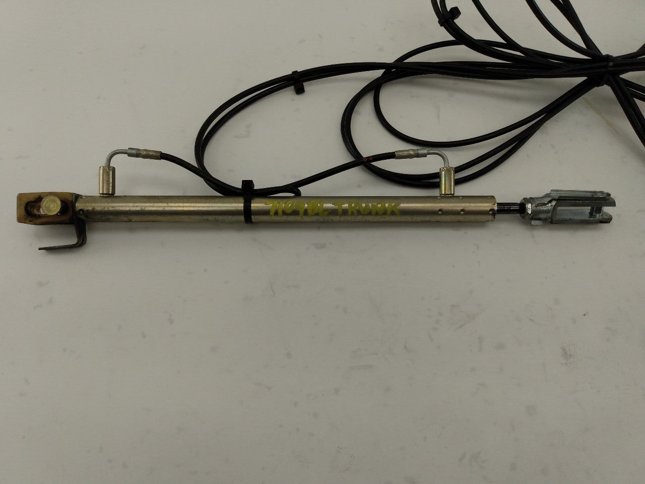 Mercedes SLK320 Pair Of Trunk Lid Cylinders