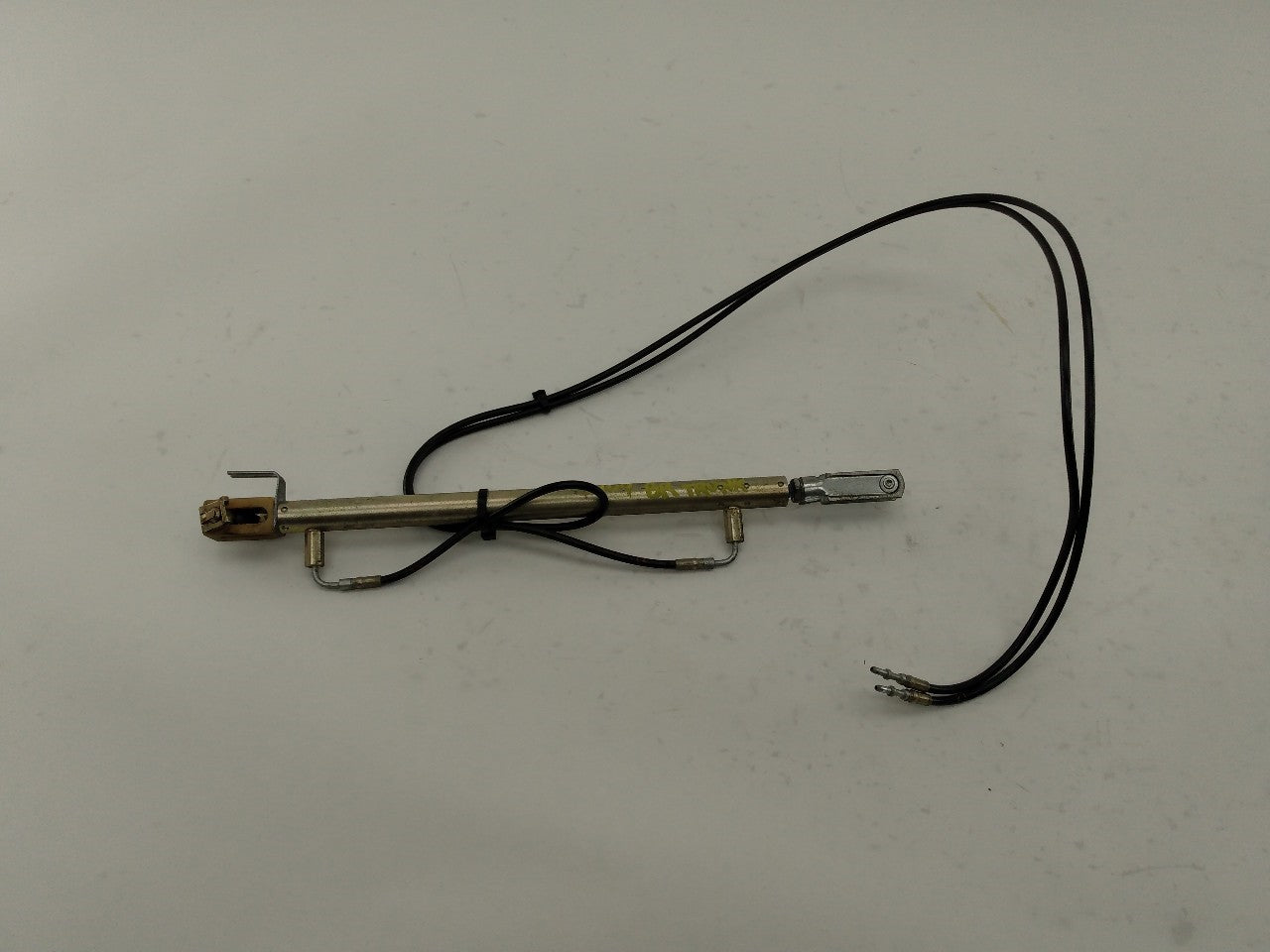 Mercedes SLK320 Pair Of Trunk Lid Cylinders