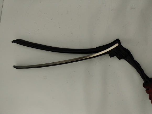 Mercedes SLK320 Front Center Convertible Top Seal