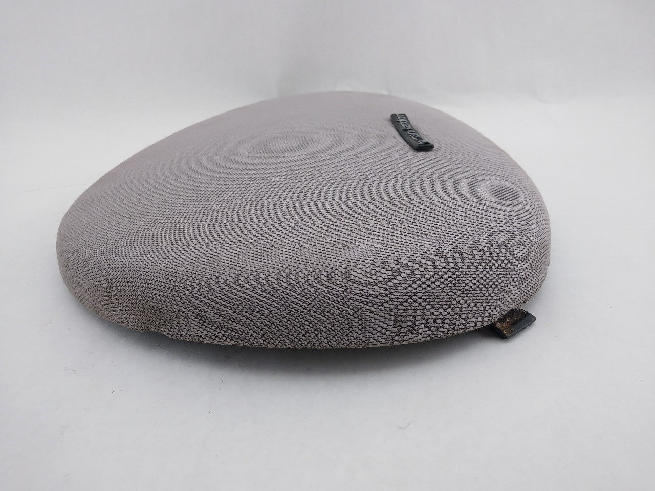 Jaguar XK8 Rear Center Speaker Cover
