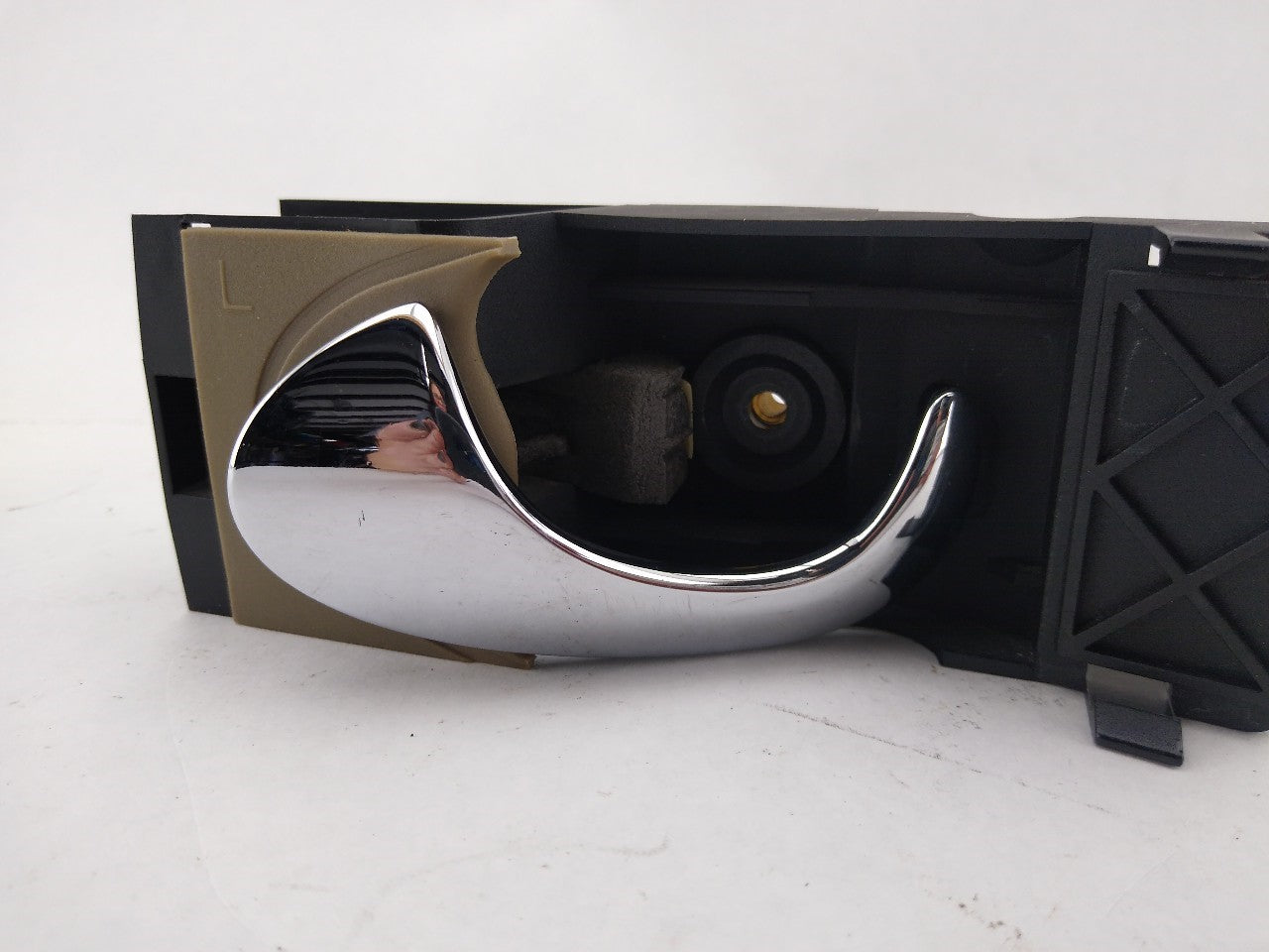 Jaguar XK8 Driver Left Front Interior Door Handle