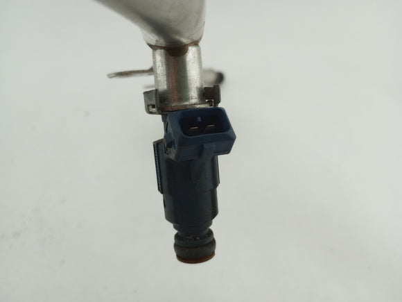 Mercedes SLK320 Fuel Rail With Injectors