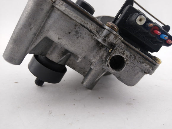Jaguar XK8 Front Windshield Wiper Motor