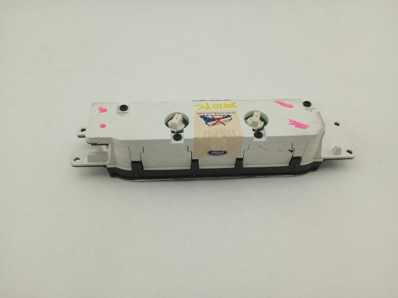 Jaguar XK8 Oil Pressure & Battery Clock Gauge Cluster