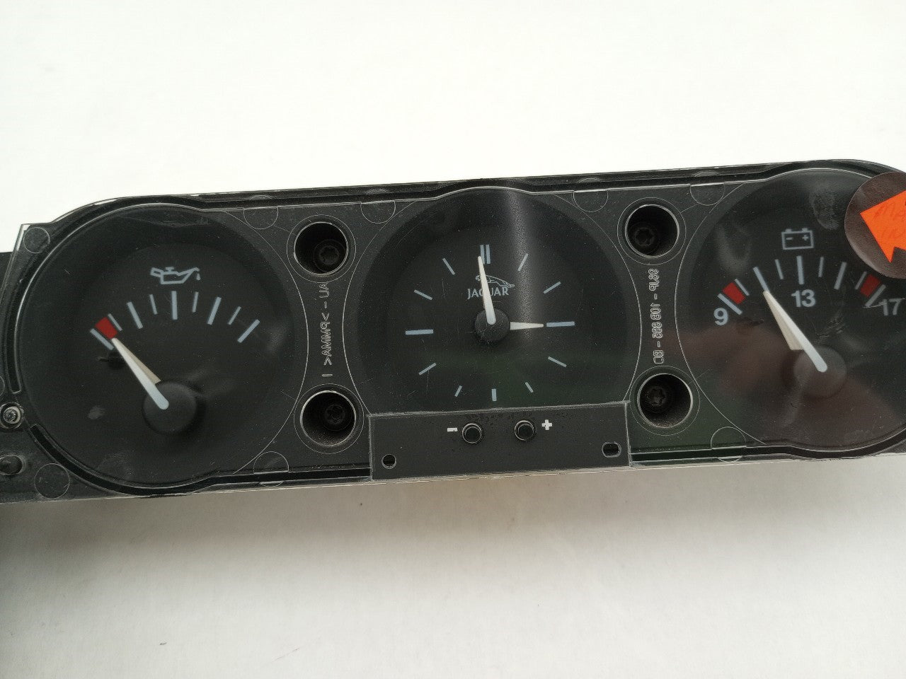 Jaguar XK8 Oil Pressure & Battery Clock Gauge Cluster