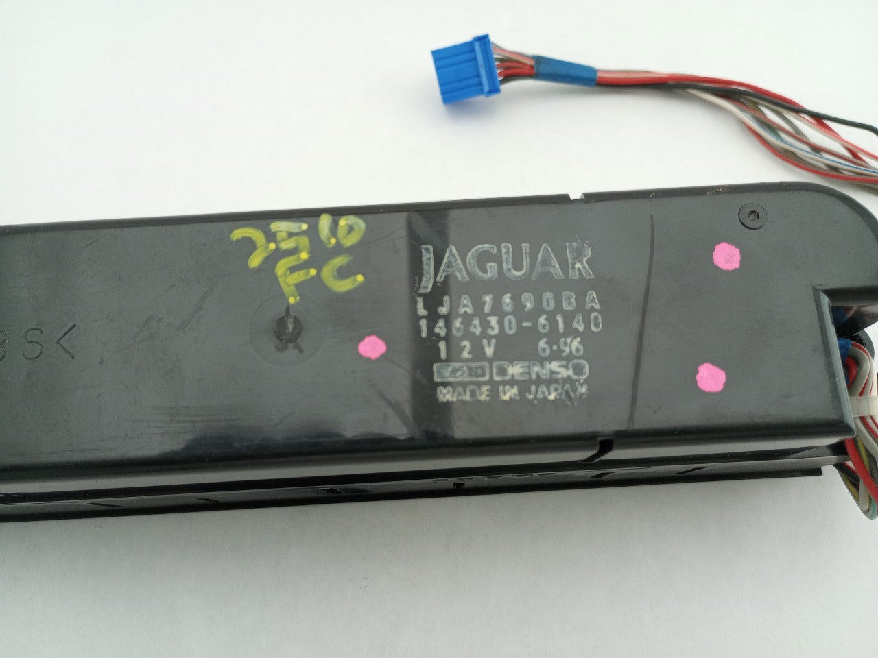 Jaguar XK8 Climate Control Switch