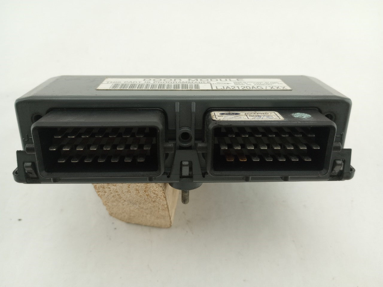 Jaguar XK8 Passenger Right Front Door Control Module