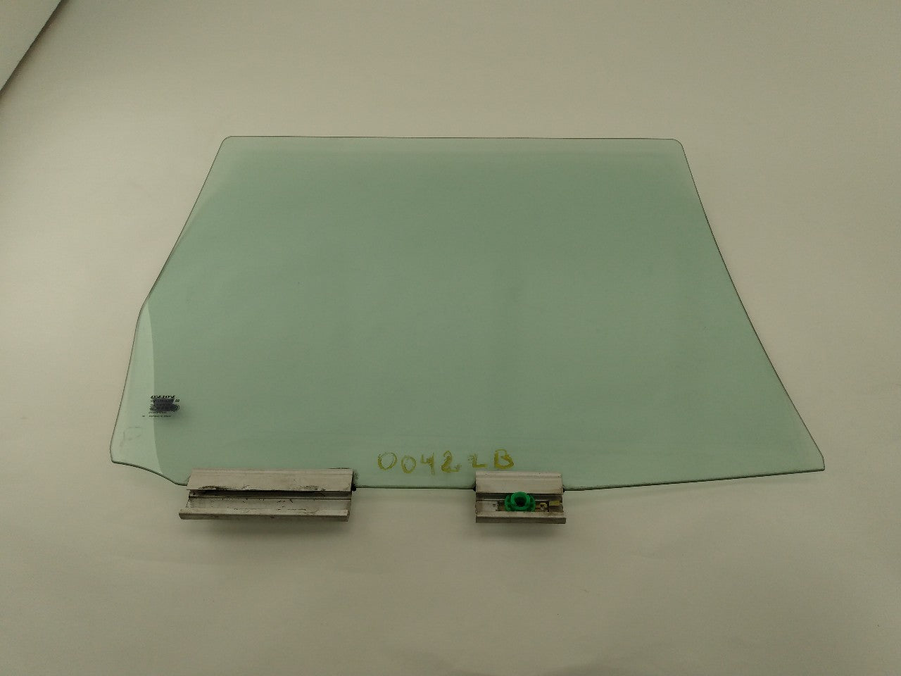 Volvo V70 Driver Left Rear Door Window Glass - 0