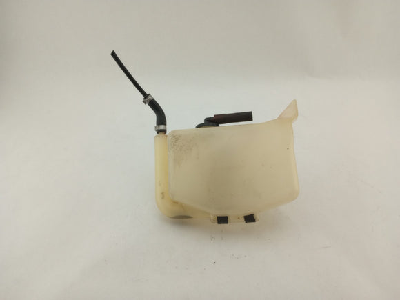 Jaguar XK8 Coolant Reservoir