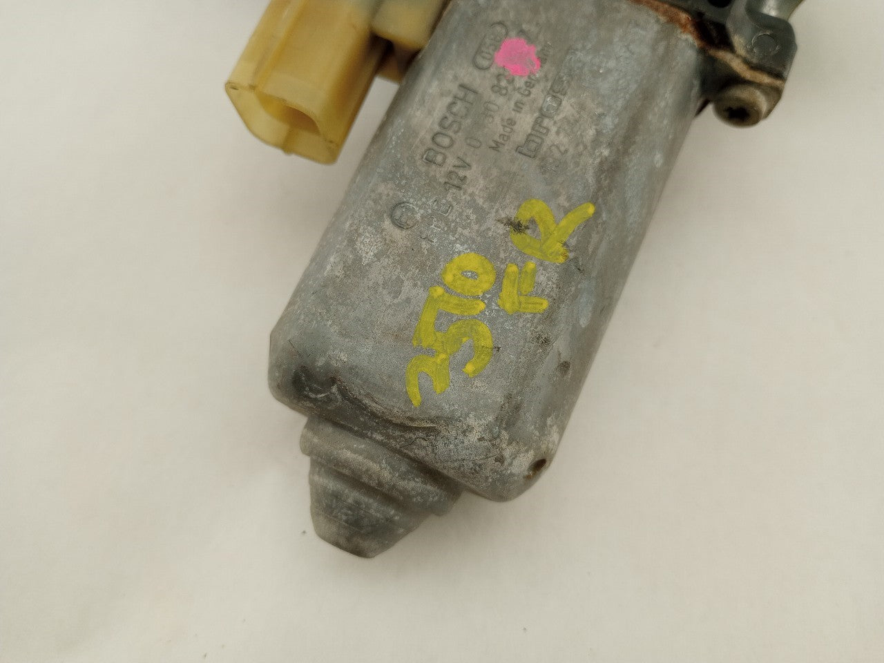 Jaguar XK8 Passenger Right Front Window Regulator