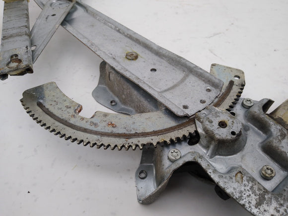 Land Rover Discovery Driver Left Front Door Window Regulator