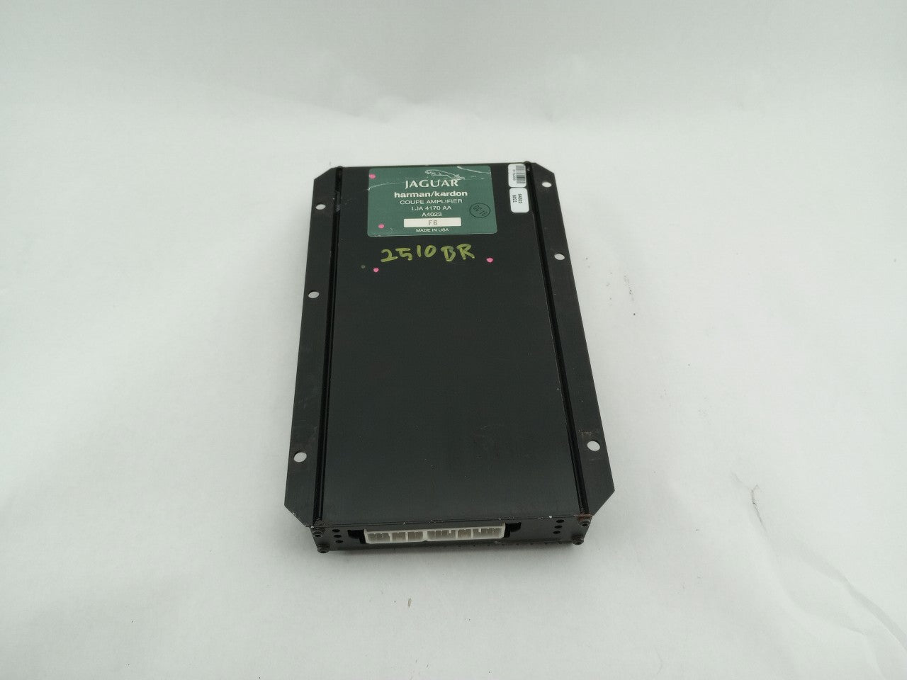 Jaguar XK8 Radio Audio Amplifier - 0
