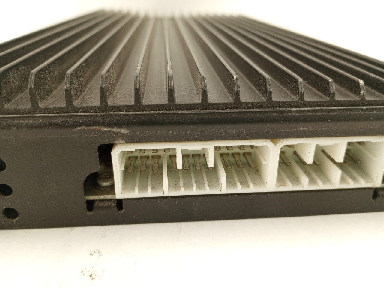 Jaguar XK8 Radio Audio Amplifier