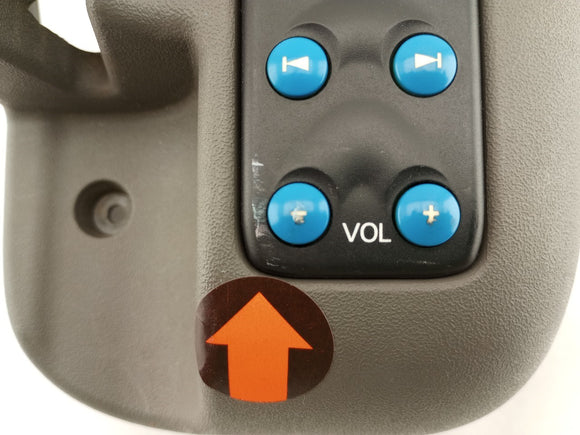 Land Rover Discovery Pair Of Headphone Volume Control Switches