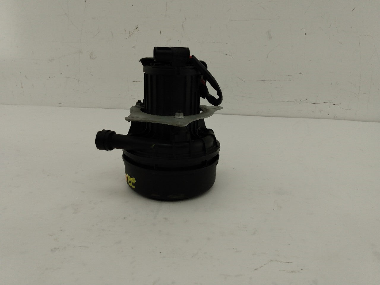 BMW Z4 Air Injection Pump - 0