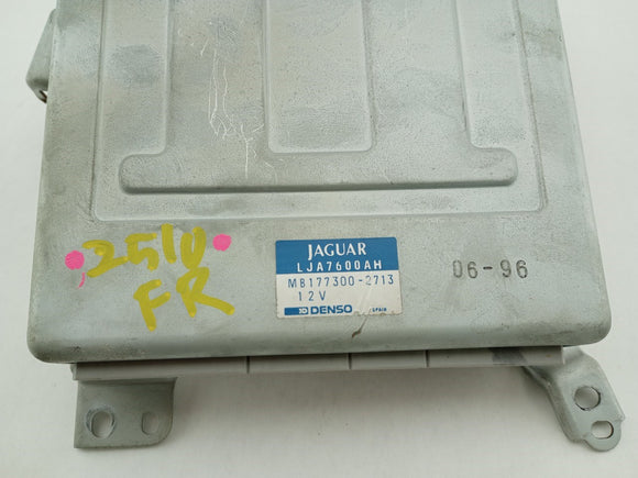 Jaguar XK8 Climate Control Module