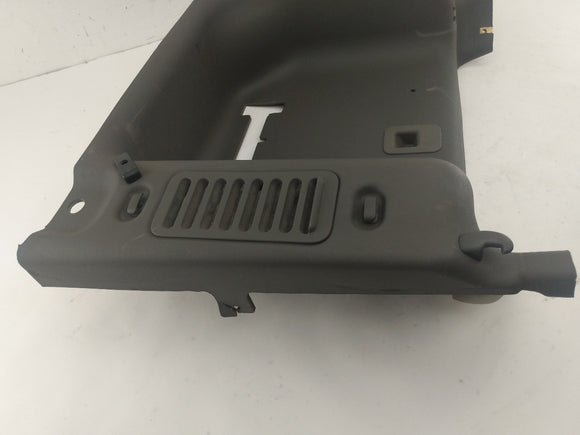Land Rover Discovery Passenger Right Rear Lower Quarter Trim
