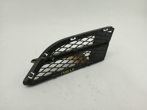 BMW 328I Passenger Right Front Bumper Grille
