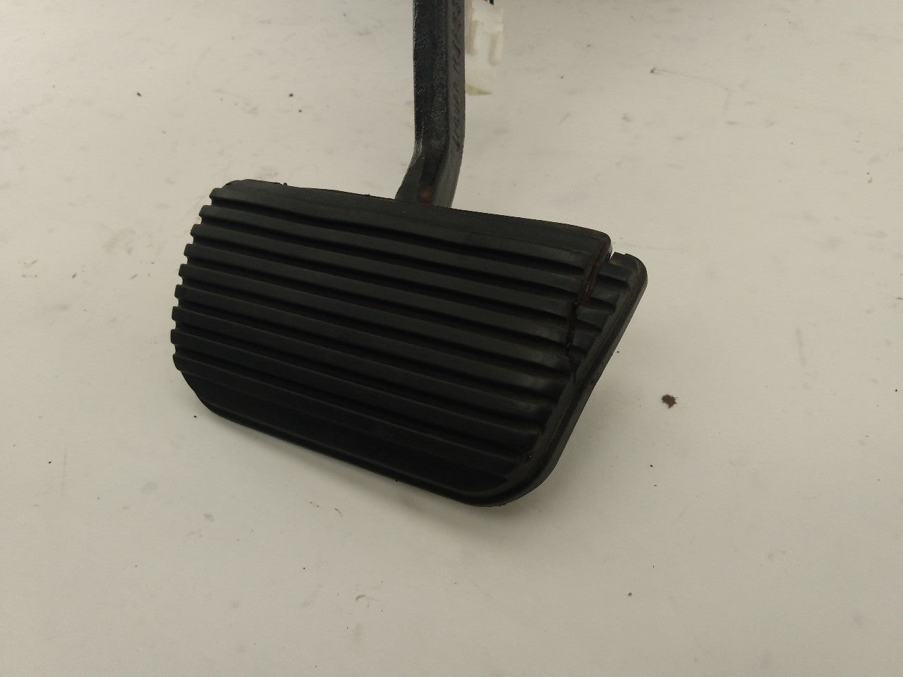 Jaguar XK8 Brake Pedal & Power Brake Booster