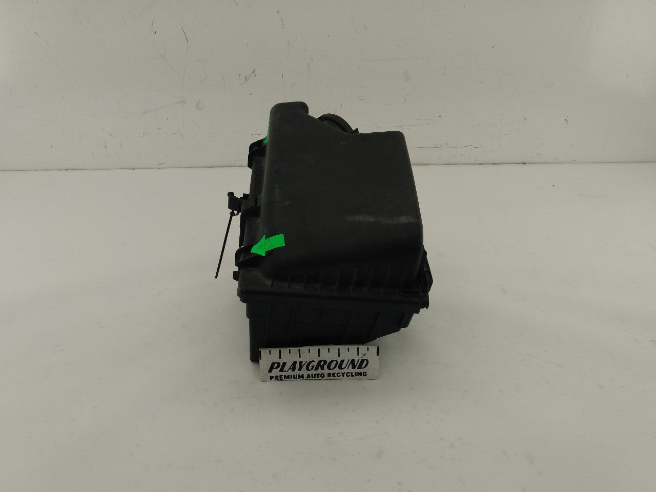 Volvo V70 Air Cleaner Housing