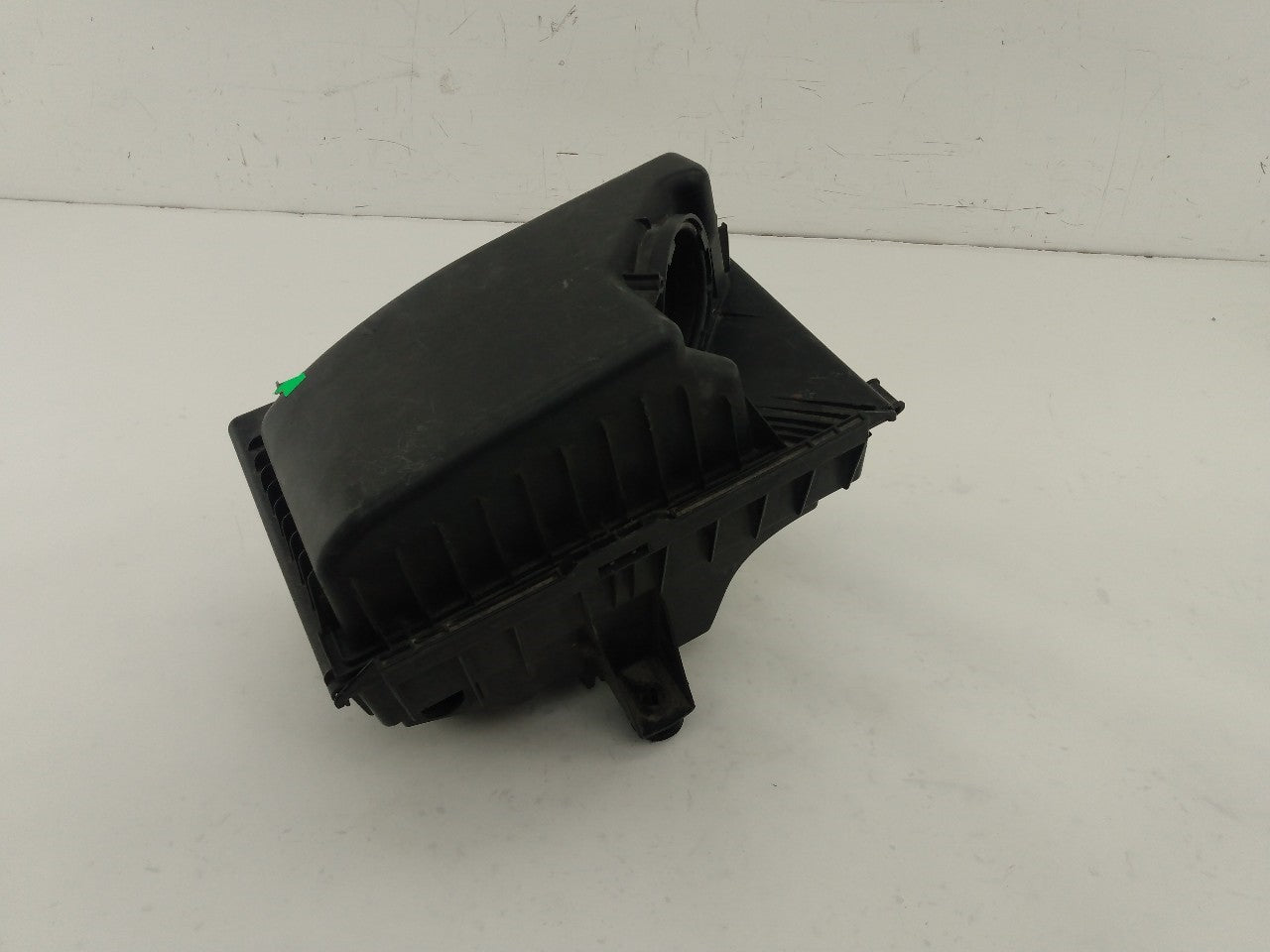 Volvo V70 Air Cleaner Housing