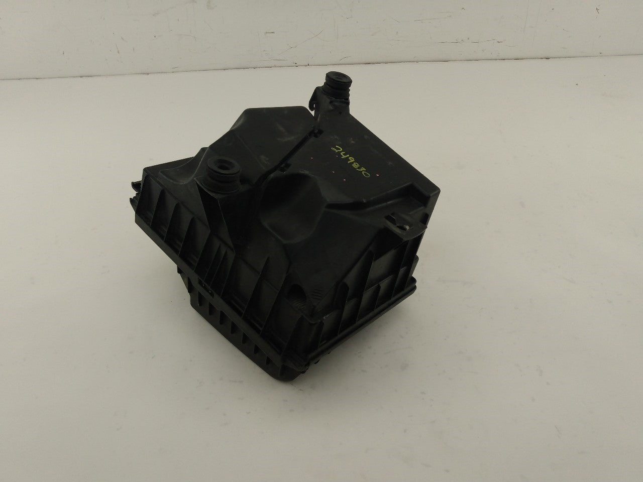 Volvo V70 Air Cleaner Housing